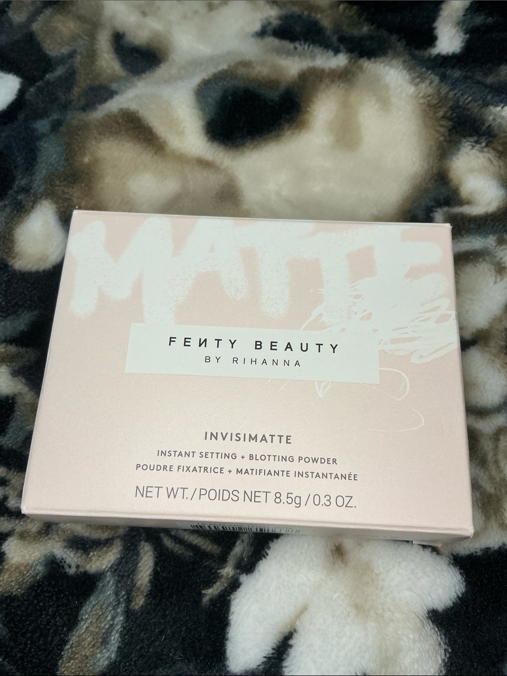 Fenty Invisimatte Instant Setting + Blotting Powder - Picture 4 of 5